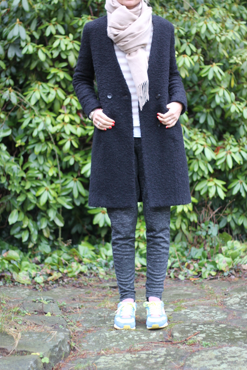 OUTFIT // AMAZING AMY KEEPS ME WARM.. | OUTFITS | The Insider