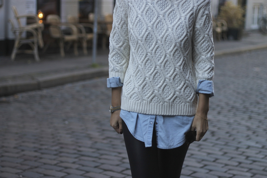 OUTFIT KNIT