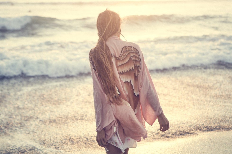 Angel Wing Kimonos | Fashion | NoraMoerch blog