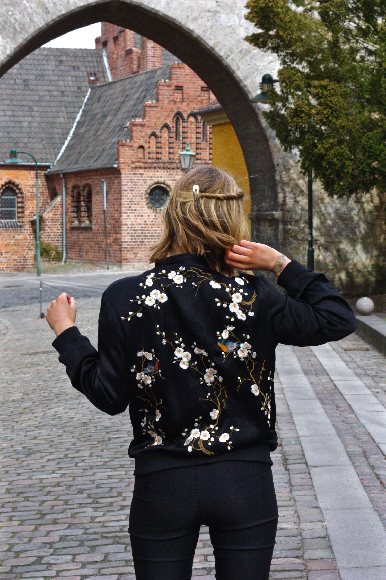Embroidered Bomber Jacket | Fashion | NoraMoerch blog