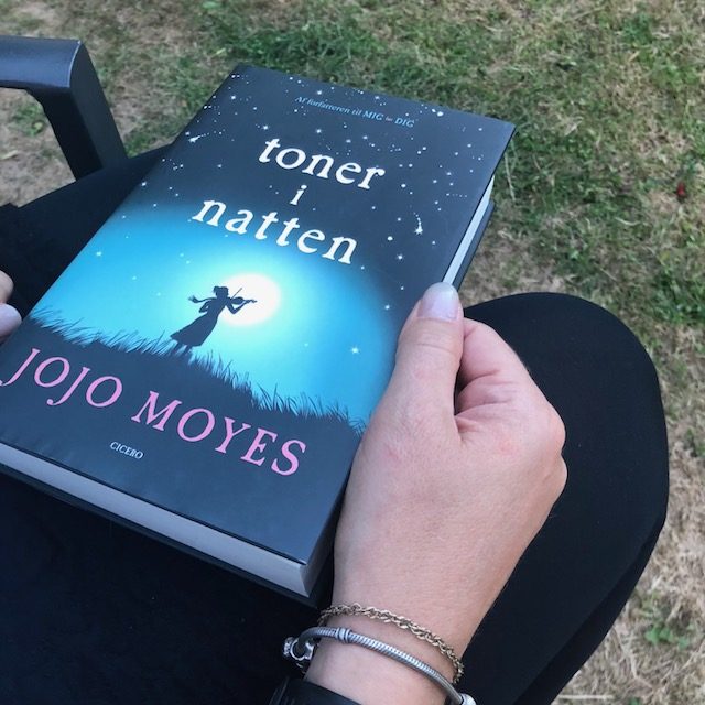 Toner i natten af Jojo Moyes | Bøger | Lidt bedre liv