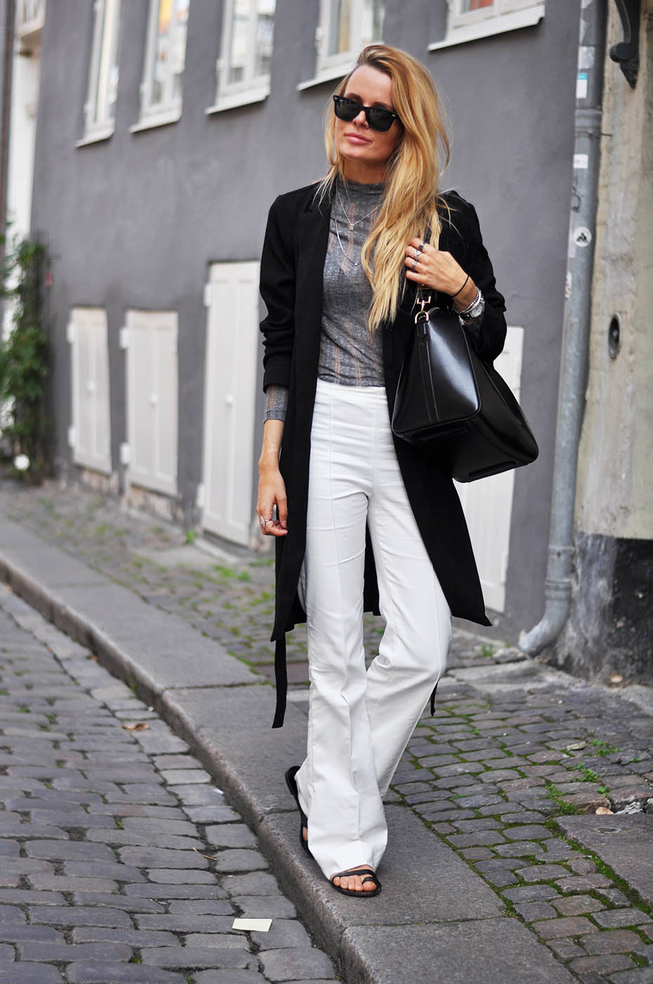 Outfit // Hvide trompet bukser – Så let kan det gøres! | Fashion | Simone  Moelle
